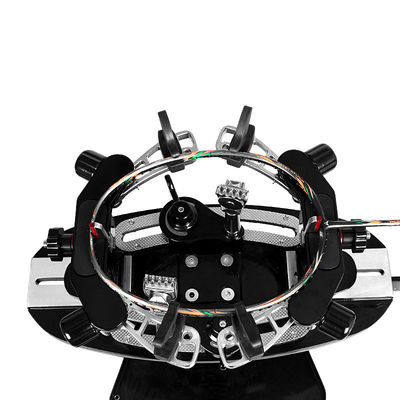 機械をひもでつなぐバドミントンのテニス ラケット保有物6ポイントの240V